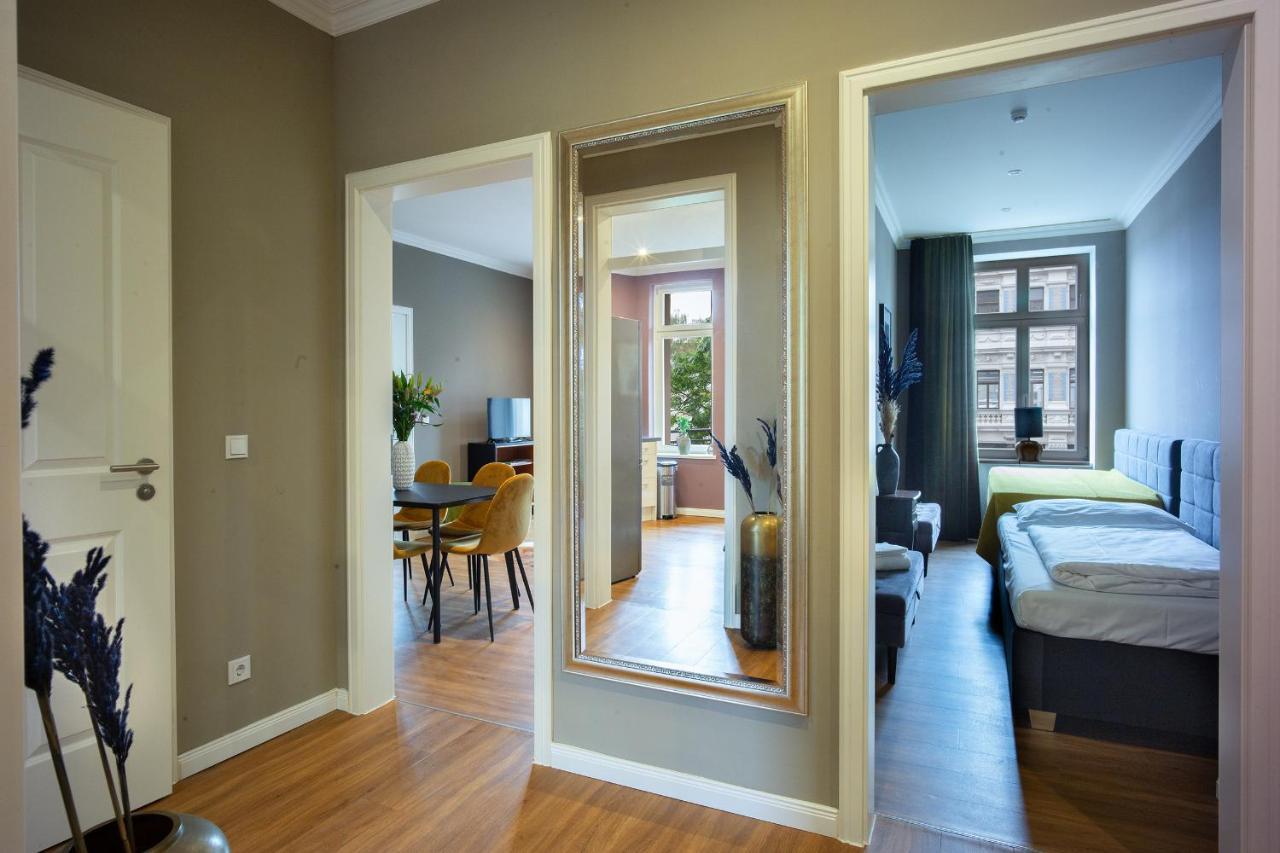 Leipzig-Suites No.12 4 Zimmer Apartment Und Balkon מראה חיצוני תמונה